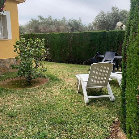 House With Garden At Oliva Nova Golf & Beach Resort Les Deveses Exterior foto