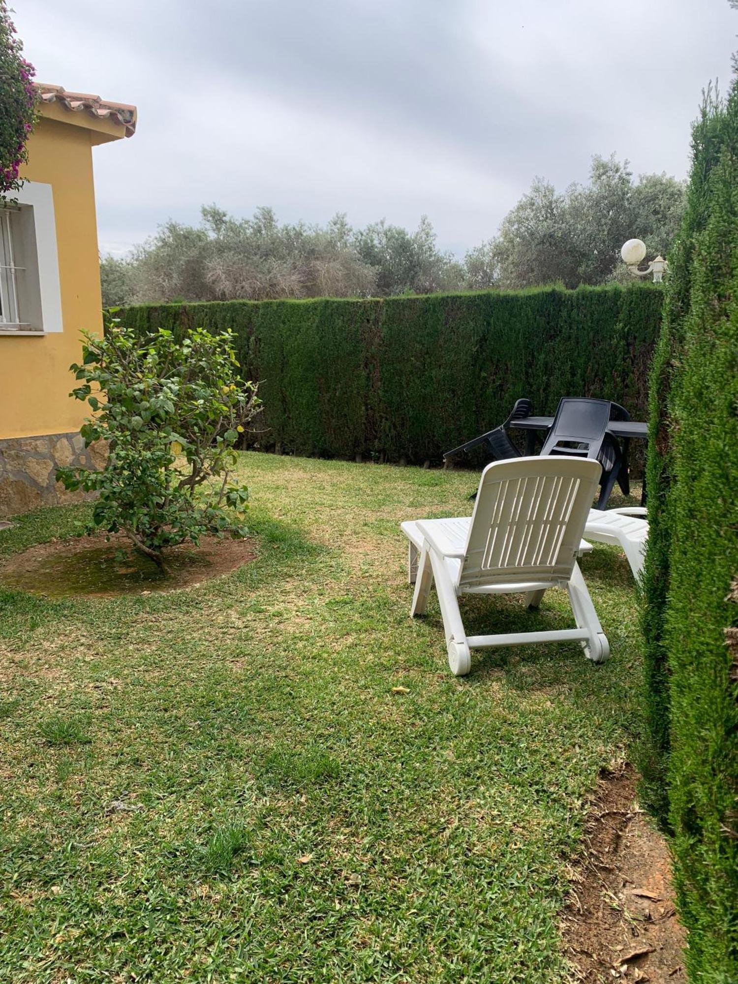 House With Garden At Oliva Nova Golf & Beach Resort Les Deveses Exterior foto