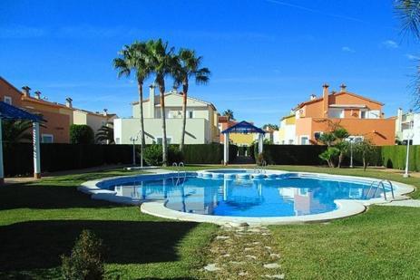 House With Garden At Oliva Nova Golf & Beach Resort Les Deveses Exterior foto